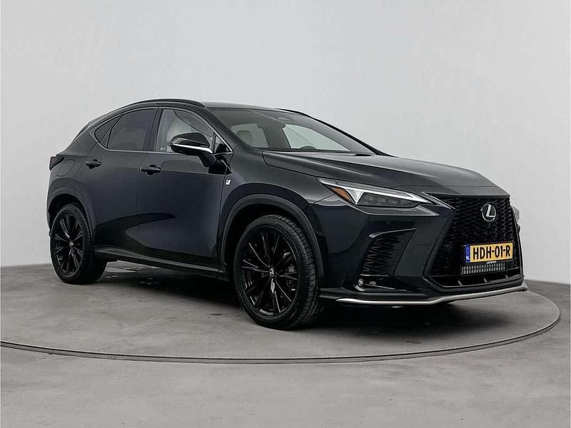 Occasion Lexus NX450h+ Sport Line 306 PK (225 kW) 2022 Zwart SUV