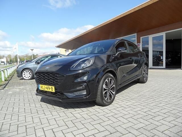 Zwart Gebruikt 2023 Ford Puma ST-Line SUV | € 19.800 (Eerlijke prijs) - Afbeelding 1/4