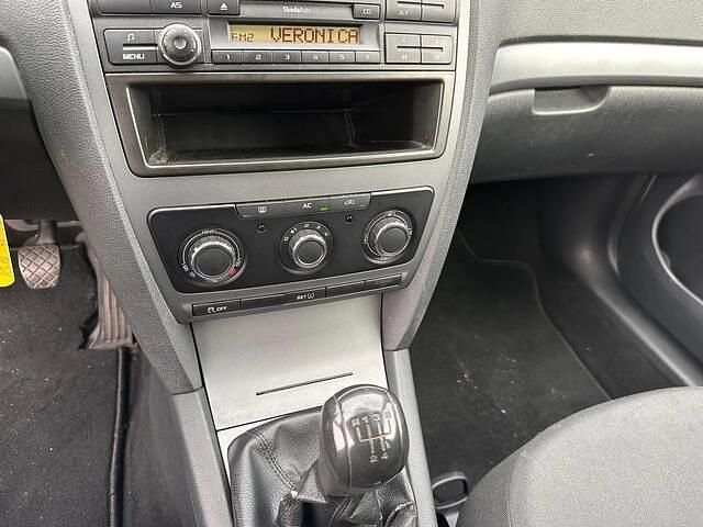 Occasion Skoda Octavia 105 PK (77 kW) 2011 Grijs Stationwagen