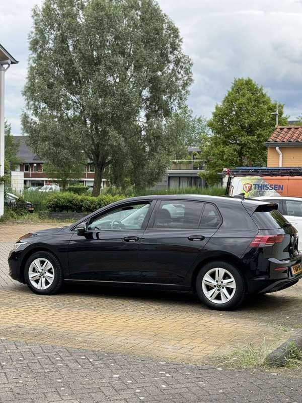 Gebruikt 2020 VW Golf VII Sedan | € 21.500 (Goede deal) - Afbeelding 1/4