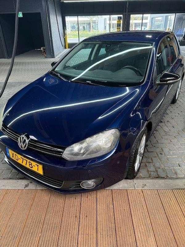 Blauw Gebruikt 2011 VW Golf VI Highline Hatchback | € 4.000 (Super prijs) - Afbeelding 1/4