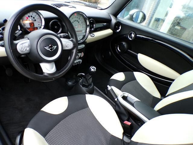 Occasion Mini ONE Business 97 PK (71 kW) 2010 Wit Hatchback