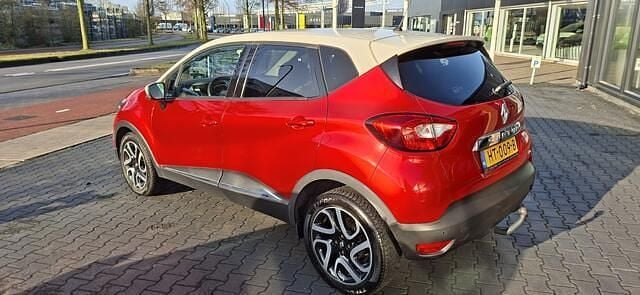 Occasion Renault Captur Dynamique 118 PK (86 kW) 2016 Rood (metallic) SUV