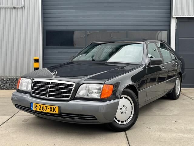 Zwart Gebruikt 1992 Mercedes S500 Sedan | € 17.499 - Afbeelding 1/4