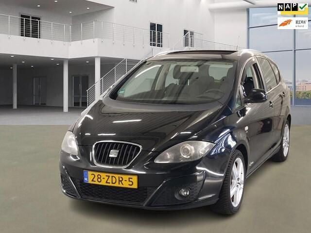 Zwart Gebruikt 2012 Seat Altea XL Copa MPV | € 2.750 (Goede deal) - Afbeelding 1/4
