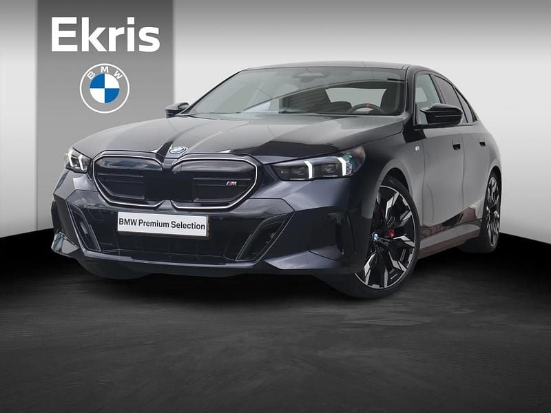 Zwart Occasion 2025 BMW i5 M Sport Sedan | € 99.900 - Afbeelding 1/4