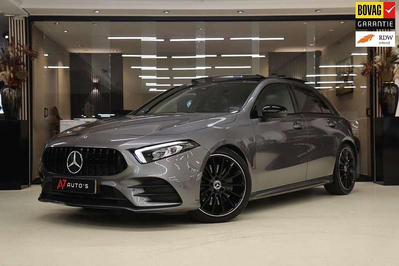 Occasion Mercedes A250 Premium Plus 225 PK (165 kW) 2019 Grijs Hatchback