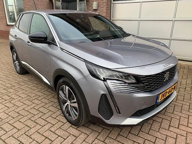 Occasion Peugeot 3008 Allure 180 PK (132 kW) 2024 Grijs (metallic) SUV