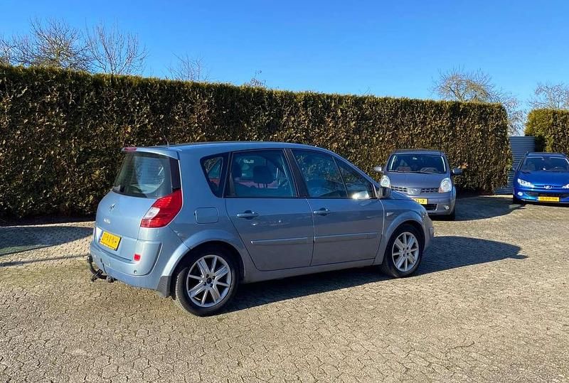 Occasion Renault Scénic II 135 PK (99 kW) 2004 Blauw (metallic) MPV