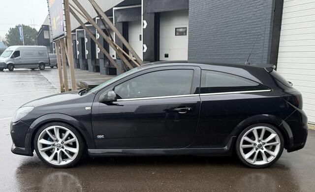 Occasion Opel Astra GTC Executive 180 PK (132 kW) 2008 Zwart Hatchback
