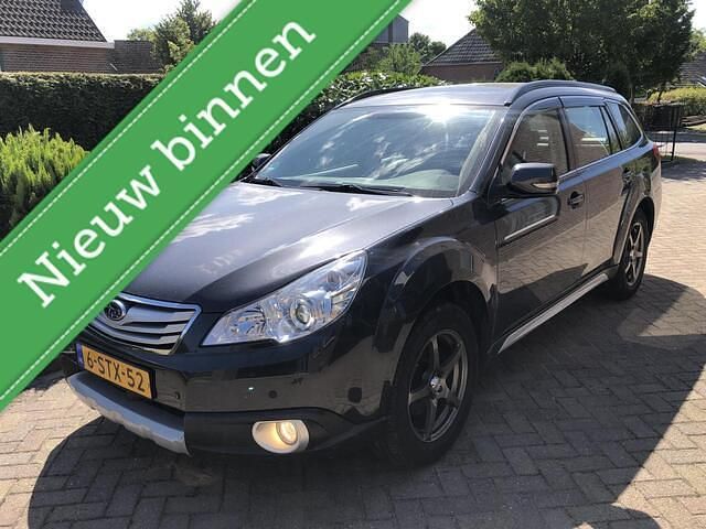 Grijs Gebruikt 2010 Subaru Legacy Stationwagen | € 9.950 - Afbeelding 1/4