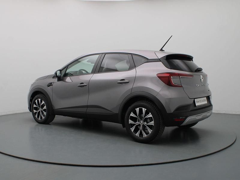 Occasion Renault Captur Techno 146 PK (107 kW) 2023 Zilver SUV