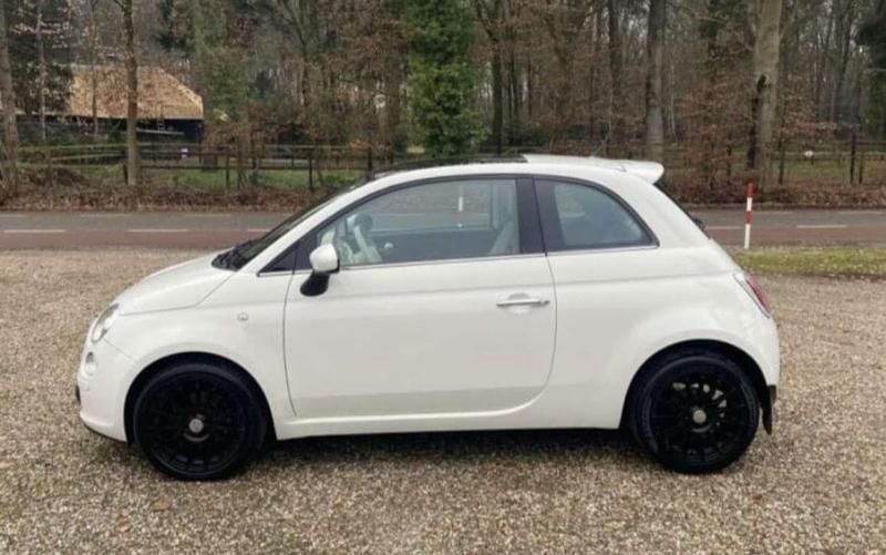 Wit Gebruikt 2011 Fiat 500 Lounge Hatchback | € 4.650 (Eerlijke prijs) - Afbeelding 1/4