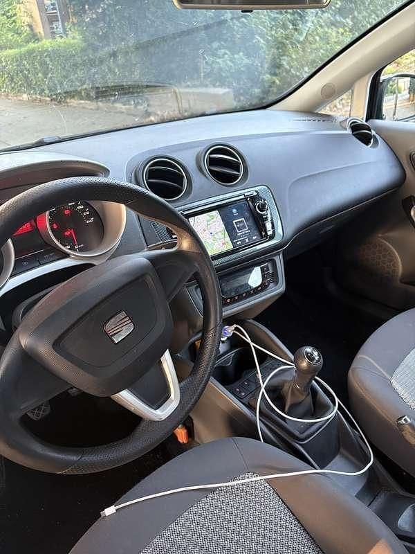 Zwart Gebruikt 2008 Seat Ibiza Stylance MPV | € 1.600 (Eerlijke prijs) - Afbeelding 1/4