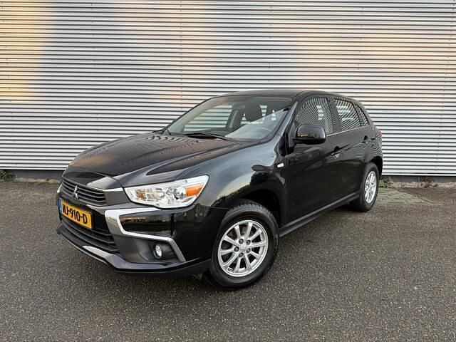 Occasion Mitsubishi ASX 117 PK (86 kW) 2017 Zwart SUV