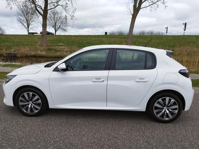 Occasion Peugeot 208 Business-Line 101 PK (74 kW) 2021 Wit Hatchback