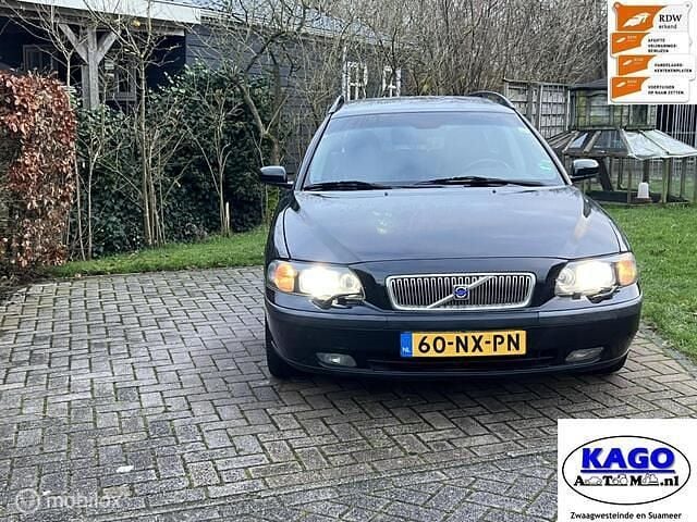 Occasion Volvo V70 209 PK (153 kW) 2004 Zwart (metallic) Stationwagen