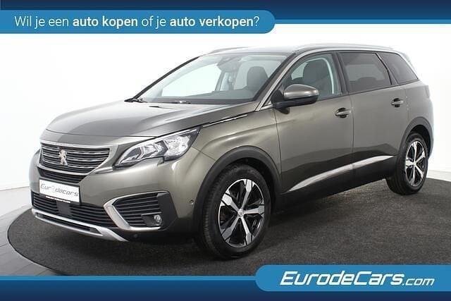 Grijs Gebruikt 2020 Peugeot 5008 Allure SUV | € 17.850 (Goede deal) - Afbeelding 1/4