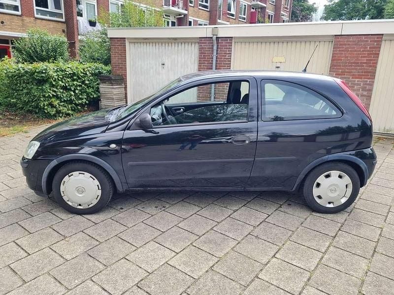 Zwart Gebruikt 2005 Opel Corsa Hatchback | € 550 (Super prijs) - Afbeelding 1/4