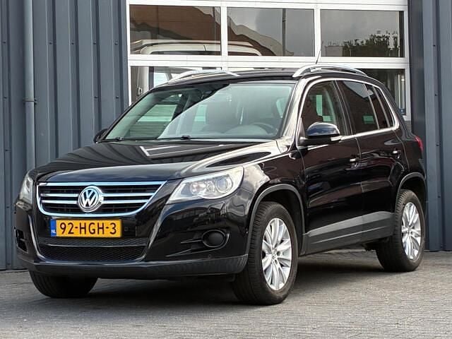 Zwart Gebruikt 2008 VW Tiguan Sport SUV | € 5.950 (Eerlijke prijs) - Afbeelding 1/4