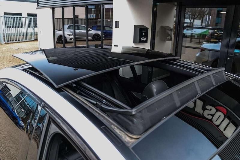 Occasion Mercedes E300 AMG 211 PK (155 kW) 2021 Grijs Sedan