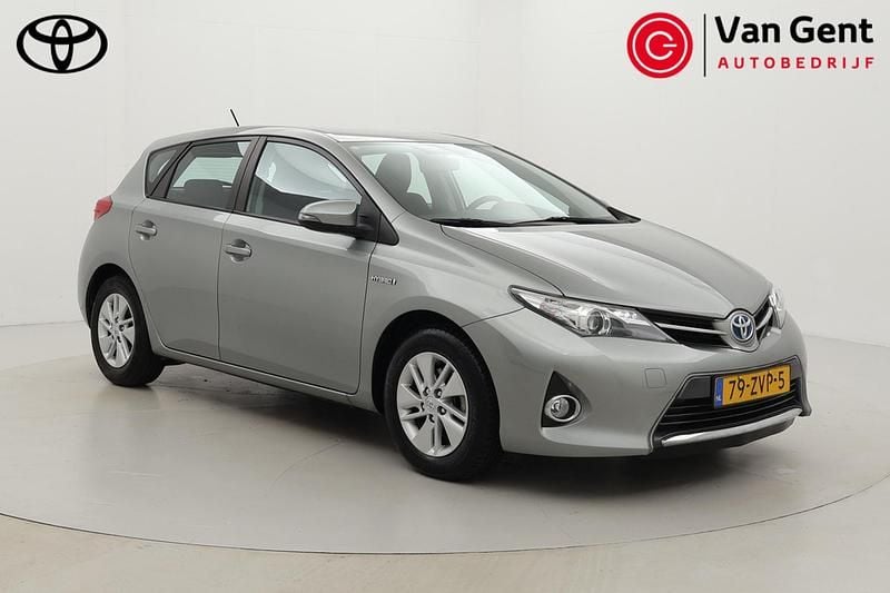 Occasion Toyota Auris Hybrid 136 PK (100 kW) 2013 Grijs Hatchback