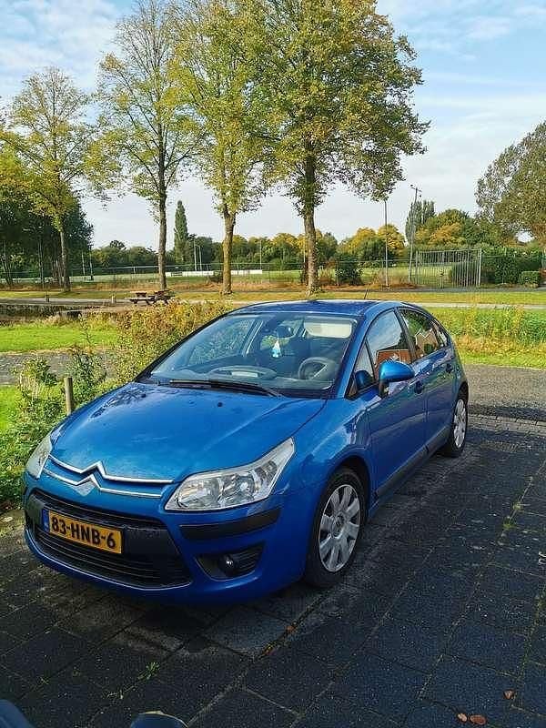 Gebruikt 2009 Citroën C4 Style Sedan | € 1.400 (Goede deal) - Afbeelding 1/4