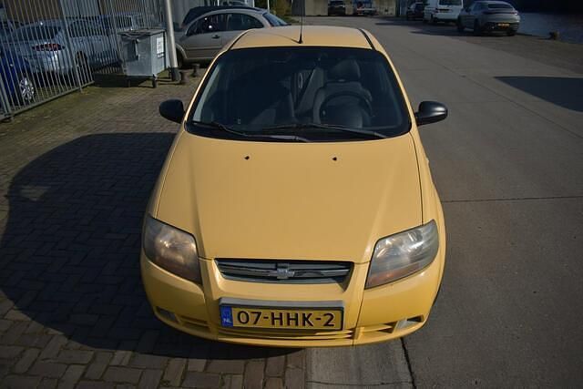 Occasion Chevrolet Kalos 72 PK (52 kW) 2008 Geel Hatchback
