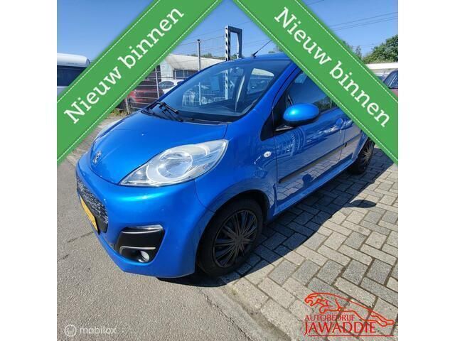 Blauw Gebruikt 2012 Peugeot 107 Access Hatchback | € 2.950 (Eerlijke prijs) - Afbeelding 1/4