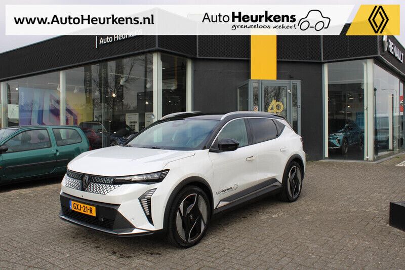 Wit Gebruikt 2024 Renault Scénic Iconic MPV | € 44.640 (Eerlijke prijs) - Afbeelding 1/4