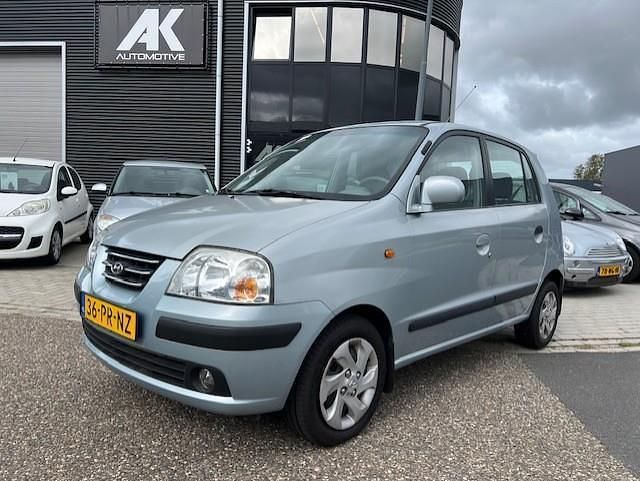 Hatchback Gebruikt 2004 Hyundai Atos Dynamiq Hatchback | € 3.250 - Afbeelding 1/4