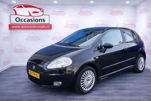 Occasion Fiat Grande Punto 78 PK (57 kW) 2006 Zwart Hatchback