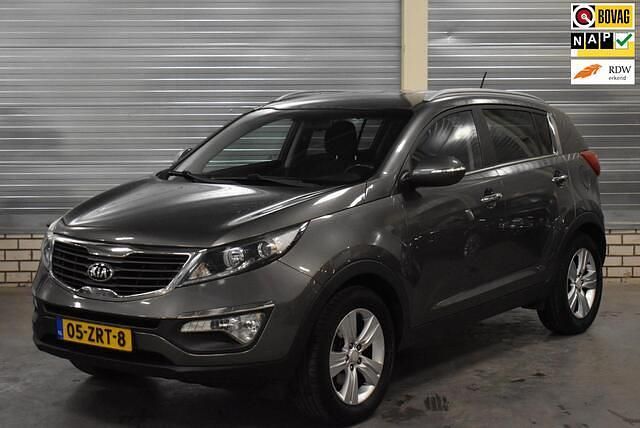 Grijs Gebruikt 2013 Kia Sportage Plus SUV | € 9.450 (Eerlijke prijs) - Afbeelding 1/4