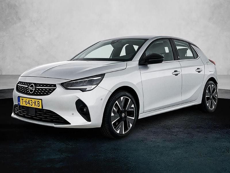 Grijs Gebruikt 2023 Opel Corsa-e Hatchback | € 20.920 (Eerlijke prijs) - Afbeelding 1/2