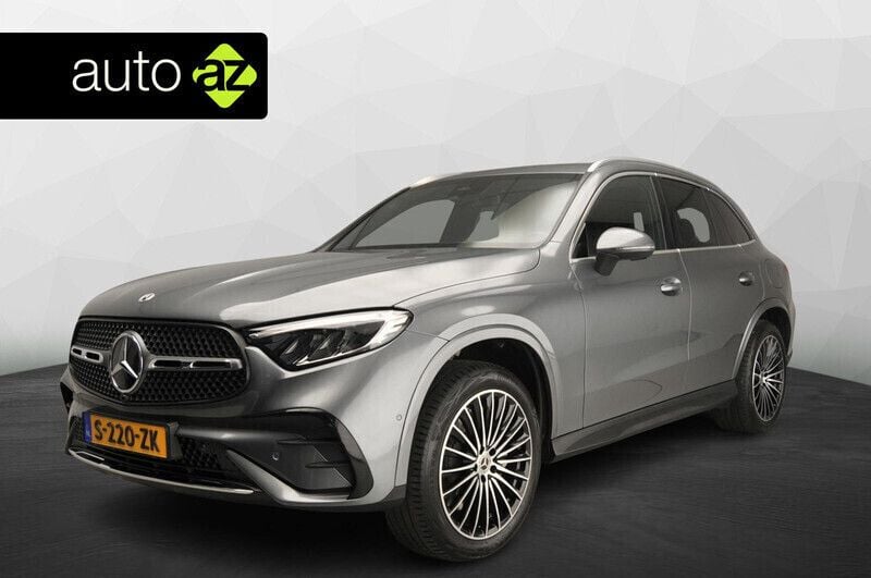 Grijs, metallic lak Gebruikt 2023 Mercedes GLC300e AMG line SUV | € 61.900 (Super prijs) - Afbeelding 1/4