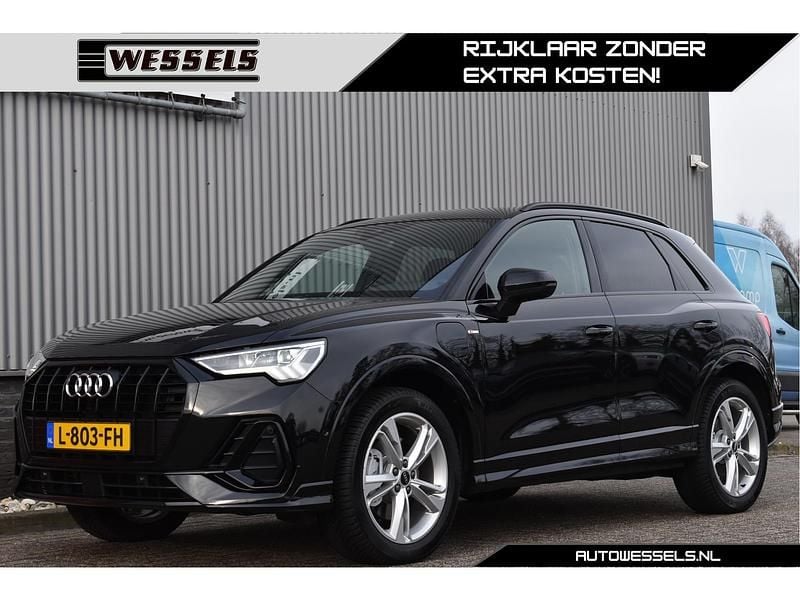 Zwart Occasion 2021 Audi Q3 SUV | € 29.950 (Goede deal) - Afbeelding 1/4