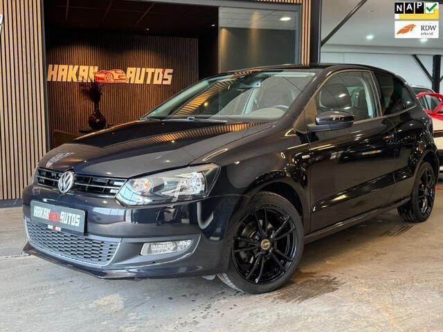 Zwart Gebruikt 2013 VW Polo Life Hatchback | € 6.875 (Goede deal) - Afbeelding 1/4