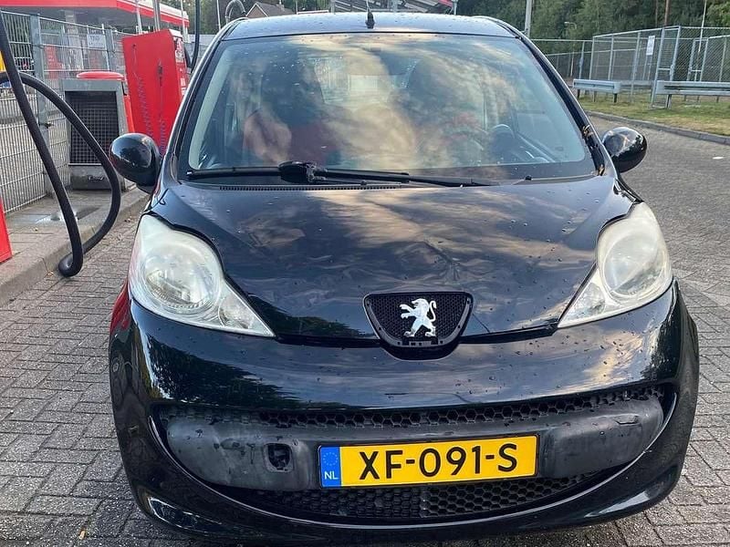 Gebruikt 2007 Peugeot 107 Hatchback | € 1.300 (Super prijs) - Afbeelding 1/4