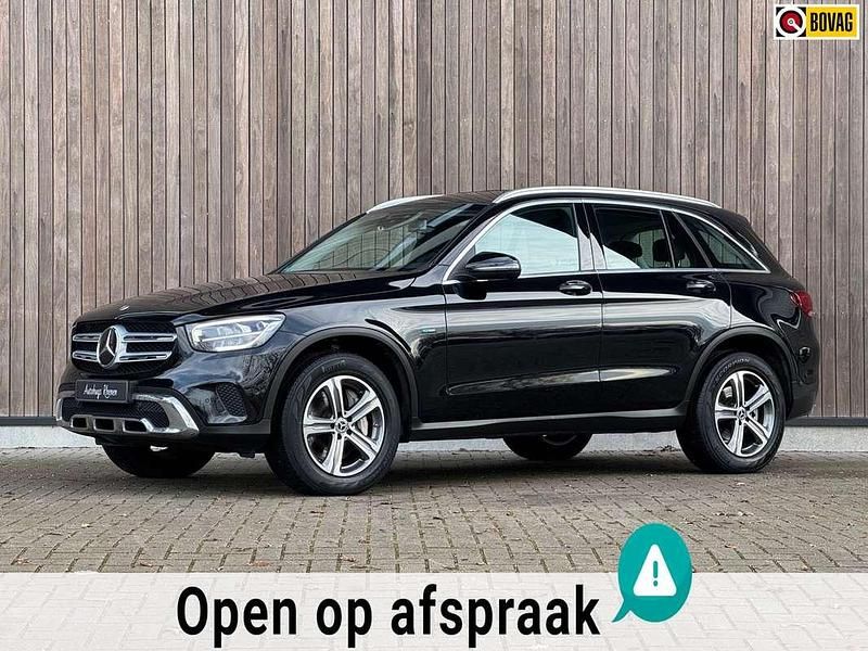 Zwart Gebruikt 2020 Mercedes GLC300e Business SUV | € 33.900 (Super prijs) - Afbeelding 1/4