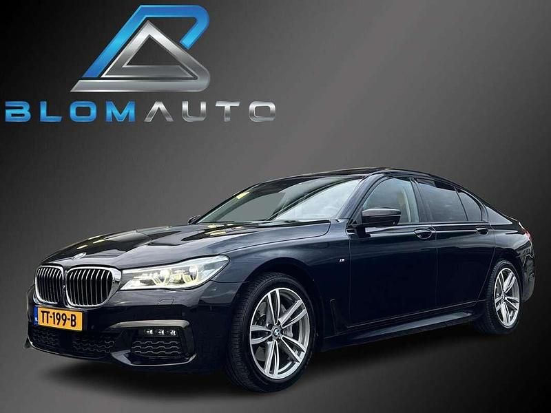 Zwart Occasion 2017 BMW 740 M Sport Sedan | € 37.900 - Afbeelding 1/4