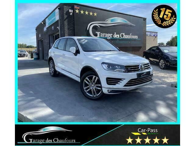 Wit Gebruikt 2017 VW Touareg R-line SUV | € 33.999 - Afbeelding 1/4