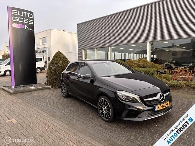 Hatchback Gebruikt 2016 Mercedes A200 Style Hatchback | € 15.750 (Eerlijke prijs) - Afbeelding 1/4