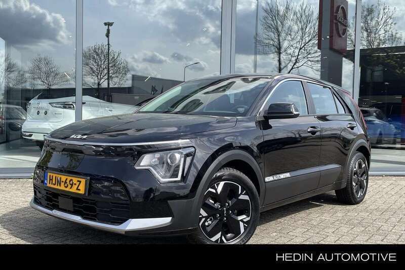 Zwart Gebruikt 2025 Kia e-Niro Light SUV | € 40.995 (Iets duurder) - Afbeelding 1/4
