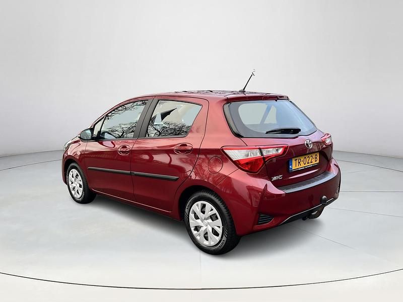 Occasion Toyota Yaris Active 112 PK (82 kW) 2018 Rood Hatchback