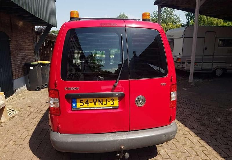 Rood Gebruikt 2008 VW Caddy MPV | € 4.100 (Eerlijke prijs) - Afbeelding 1/4