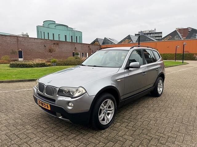 Grijs Gebruikt 2008 BMW X3 Executive SUV | € 5.950 (Eerlijke prijs) - Afbeelding 1/4
