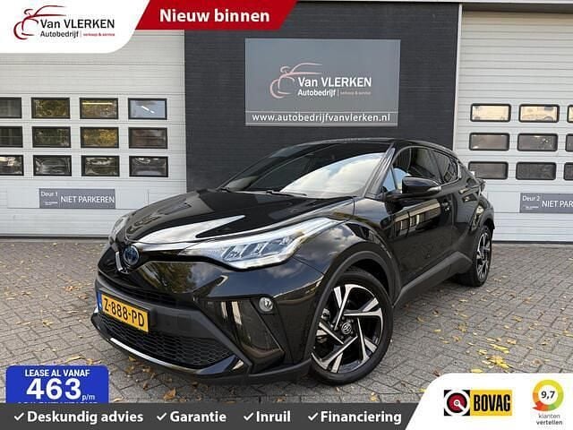 Zwart Gebruikt 2023 Toyota C-HR SUV | € 27.900 (Goede deal) - Afbeelding 1/4