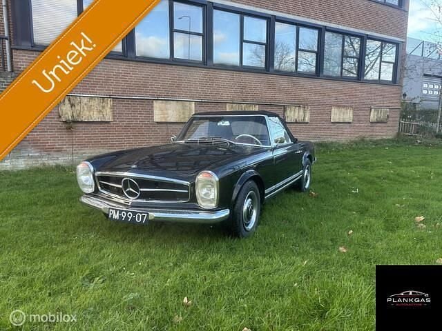 Overige Gebruikt 1963 Mercedes 230 | € 109.995 - Afbeelding 1/4