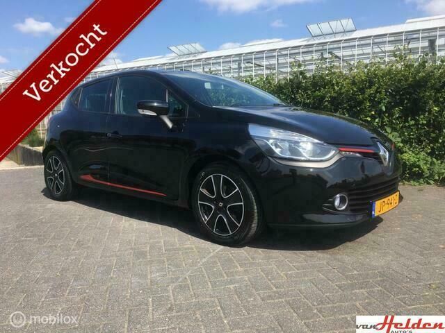 Zwart Gebruikt 2016 Renault Clio IV Dynamique Hatchback | € 8.748 (Eerlijke prijs) - Afbeelding 1/4