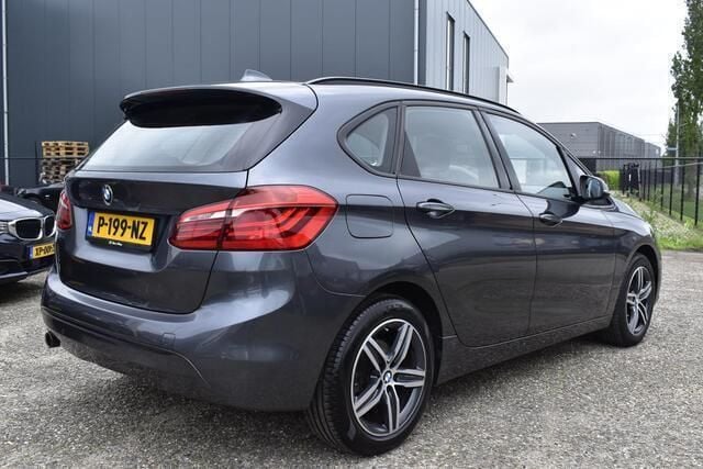 Occasion BMW 218 Executive 136 PK (100 kW) 2015 Grijs Stationwagen